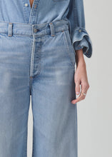 Load image into Gallery viewer, CITIZENS OF HUMANITY BEVERLY TROUSER
