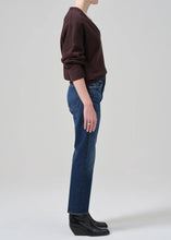 Load image into Gallery viewer, CITIZENS OF HUMANITY ZURIE ANKLE JEANS
