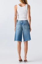 Load image into Gallery viewer, AMO LAURA SHORT
