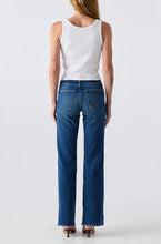 Load image into Gallery viewer, AMO ROSA FLARE JEANS
