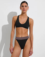 Load image into Gallery viewer, LEFT ON FRIDAY LA CROSSE TOP - JET (BLACK)
