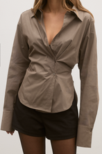 Load image into Gallery viewer, BAYSE TILDA SHIRT
